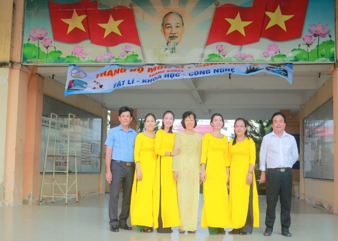 THÁNG BỘ MÔN TỔ VẬT LÍ - CÔNG NGHỆ CHỦ ĐỀ “VẬT LÍ – KHOA HỌC – CÔNG NGHỆ”
